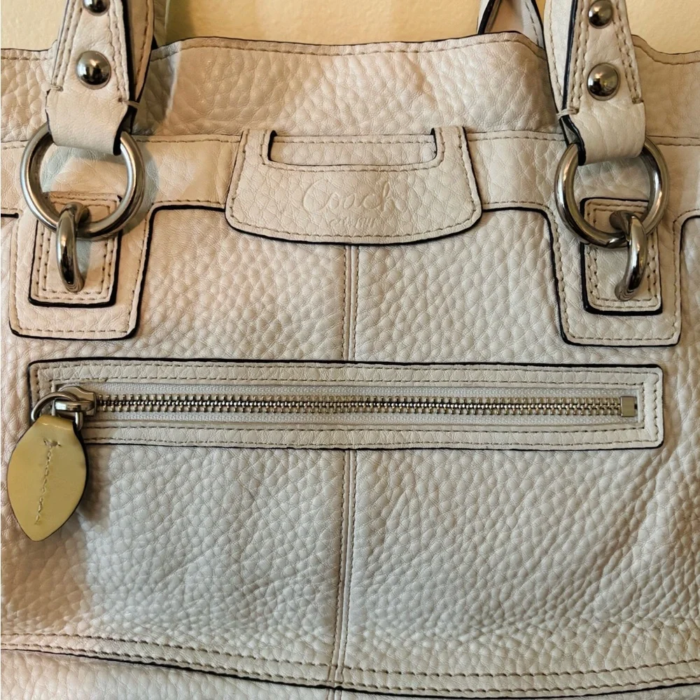 Coach Penelope Satchel/Shoulder Bag~Cream/Bone White Pebbled Leather SEE PHOTOS - Picture 2 of 16